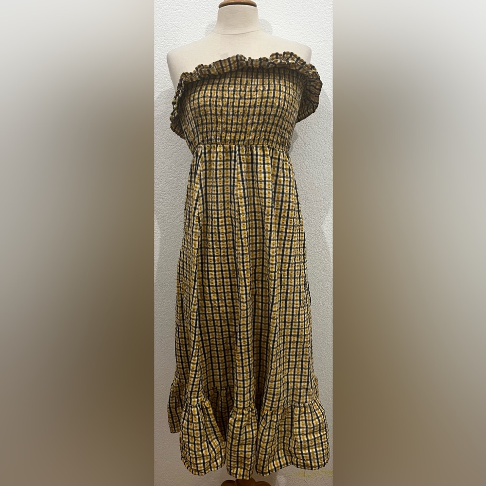 ASOS‎ DESIGN bandeau shirred midi sundress in plaid.